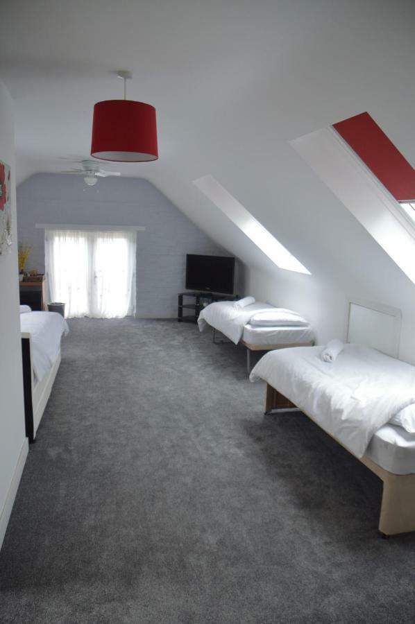 Hôtel Tarras à Little Hadham Extérieur photo